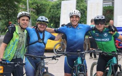 170 txirrindulari ari dira Mondranbike martxaz gozatzen