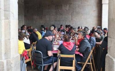 25. urtez, Aste Zapatista