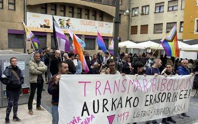 Kuir Eztandak "zuriketa arrosa" salatuko du Durangoko kaleetan