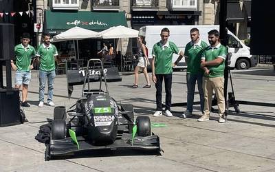 Bizkor RS monoplaza elektrikoa aurkeztu dute