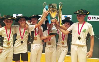 Herriarteko pilota txapelketa ttikiko finala jokatuko dute larunbatean Labriten Berak eta Ultzamak