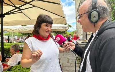 Aitziber Campion: “Ez noa prozesiora erabakitzeko aukera dudalako. Ez naiz eroso sentitzen elizaren atzetik”