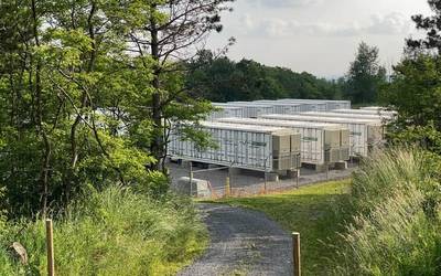 Zentral berriztagarriek sortzen duten energia biltzeko bi azpiegitura eraikitzeko baimenak eskatu dituzte eskualdean, Laudion eta Aiaran