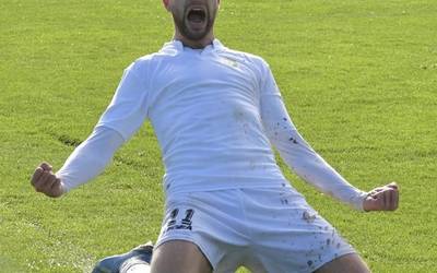 Ander Fernandez Pacheco: "Esperientzia partekatzera eta golak sartzera nator"