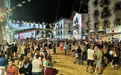 Plazaola aldizkariko azal lehiaketako irabazleak nortzuk diren jakinarazi dute