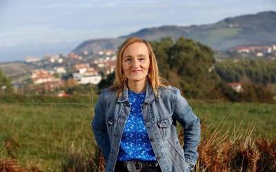 Itziar Unibaso: "Ia 30 urte bete ondoren, garapen jasangarria egin nahi dugu, etxebizitza publikoa bultzatuz"