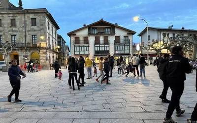 Sustantzien eta pantailen kontsumoaz gaztigatzeko