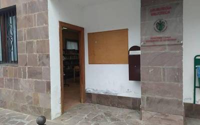 Doneztebeko udal liburutegian opor aurreko egunak