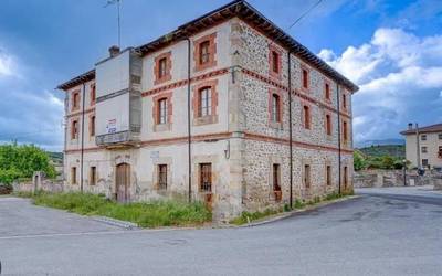 Alokairu sozialeko etxebizitzak eskainiko dituzte Narbaxan