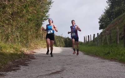 Asier Landartek eta Ane Elzaurdia beratarrak irabazi dute XIV. Alkaiaga Trail lasterketa