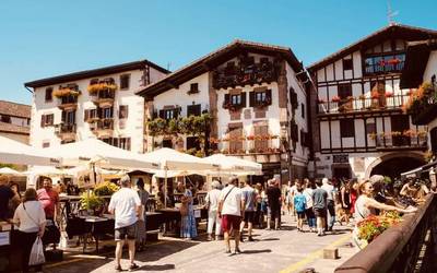 Liburu mikroazokaren laugarren edizioa eginen dute Elizondon abuztuaren 3an