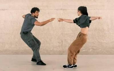 Riart konpainiaren dantza emanaldia igandean Elizondon