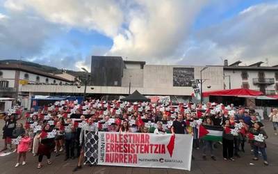 Palestinaren aldeko elkartasun keinua Elizondoko bestetan