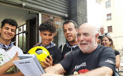 Berango Kantari: "Berango Kantarira gazte asko hurbiltzen dira; hori polita eta esperantzagarria da"