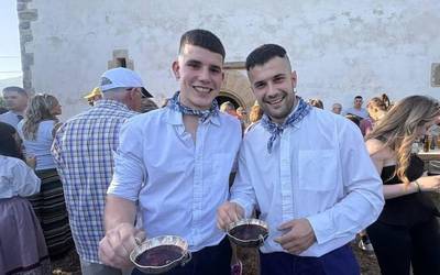 "Festetako San Pedro erromeria udako momenturik onena da"