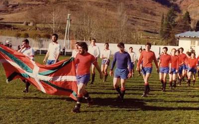 Baztango futbolak 100 urte gibeletik eta aunitz aitzinetik