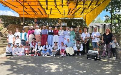 [ARGAZKI GALERIA] Giro bikaina Bernako jaietan