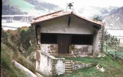 Fede topaketak egingo dituzte abuztuan, San Juan ermitaren aurrean