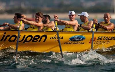 Esku hutsik bueltatu da Orio Lekeitioko estropadetatik