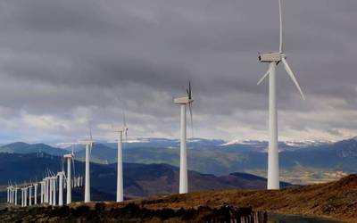 Amaia Izkue: “Goñerri eta Etxauri artean eraiki nahi duten parke eolikoak asko kaltetuko luke zonaldea”