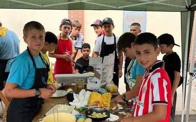 Paella, tortilla eta jokoak izan dira Terreroko jaietako osagai nagusiak