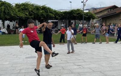 [BIDEOA]: Erregelak Gerediagako plazan