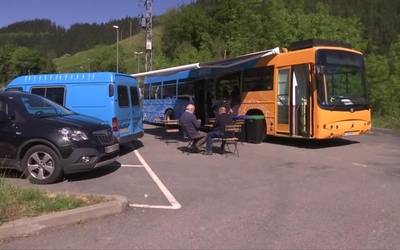 Sanprubusa itxi egin dute