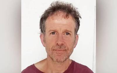 «Barrenak aldaketa eskatzen badizu, egin kasu barrenari. Merezi du»