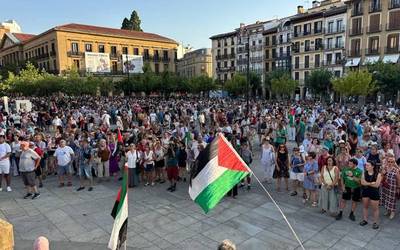 Palestinan genozidioa amaitzeko larrialdizko manifestazioa