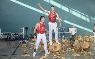 Txikia IV.a: "Etxebesterekin ariko nintzela jakin nuenean iruditu zitzaidan lehiarako bikote indartsua izan zitekeela"