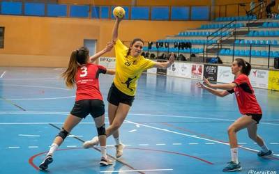 Zabalik da Orio Eragin eskubaloi eskolan 2025-2026 denboraldirako izena emateko epea