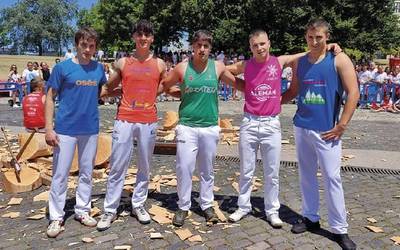 Nafarroako hirugarren mailako aizkolari txapelketaren finala eta Nafarroako lokotx biltze txapelketak jokatuko dituzte abuztuaren 15ean Arantzan