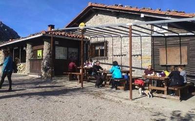 Domekan itxiko dute Urbiako Fonda