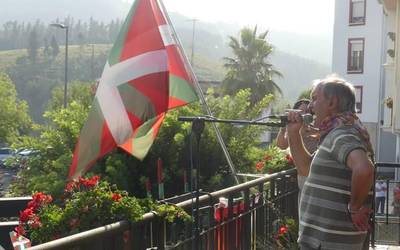 [ARGAZKI GALERIA] Mallabiko jaiak martxan dira eta ekimenez betetako egunak datoz aurretik