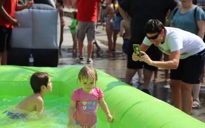 Uretako puzgarriak Aretxabaletako txikienentzat