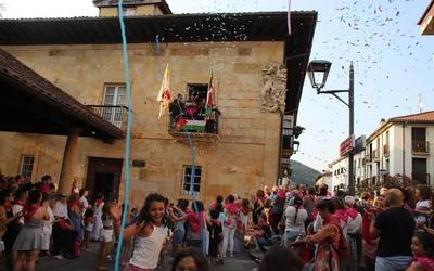 Hasi dira Andramaixak Aretxabaletan!