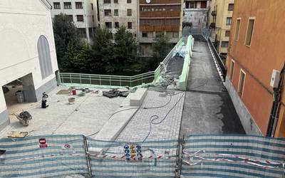 Datorren astean zabalduko dute oinezkoen pasabidea