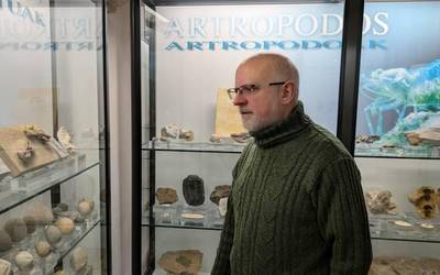 Planeta oso bat, harrietan txertatuta