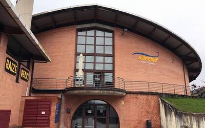 Karela kiroldegia itxita egongo da udako oporrak tarteko