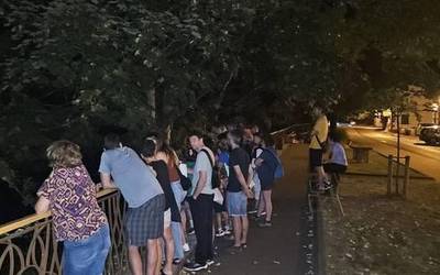 Gauenarak solasgai izan dituzte Baztango Talde Ekosozialak antolatutako ibilaldi gidatuan