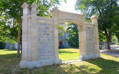 Fakultateen artean, oasi bat