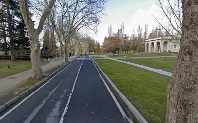 Atzeratuta Nafarroako Unibertsitateko errepidearen itxiera