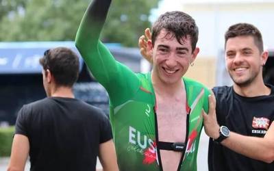 Aitor Agirre: "Txirrindularitza profesionalak ez du akatsik barkatzen”