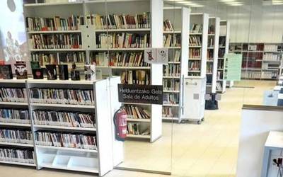 'Behi euskaldun baten memoriak'  liburuaren erakusketa didaktikoa martxan da Elizondon