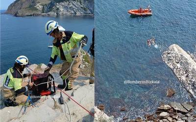Suhiltzaileek Barrikako itsaslabarretan harrapatutako pertsona bat lagundu dute