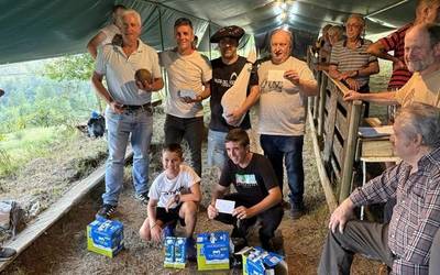 Anartz Esteban nagusi Zabaleta auzoko San Bartolome jaietako tiraldian