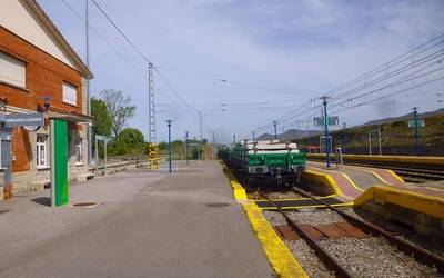 Lurpeko pasabide bat izango du Langraiz Okako tren geltokiak