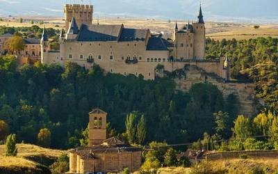 Zaharren Babeslekuak hiru eguneko bidaia antolatu du Segoviara