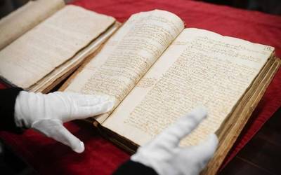 Gasteizek 1867tik aurrerako aktak digitalizatuko ditu