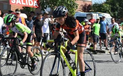 Baztandarra Txirrindulari taldea denboraldiko azken txanpan